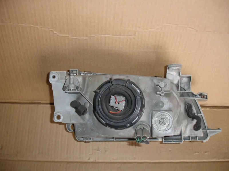 Фары оптика Toyota Corona L цена за одну