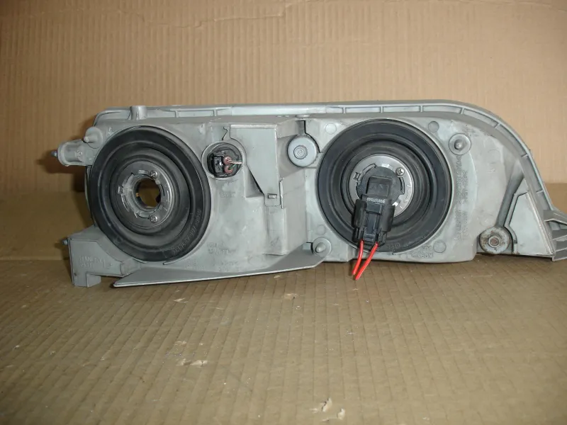 Фары оптика Toyota Chaser Цена указана за одну