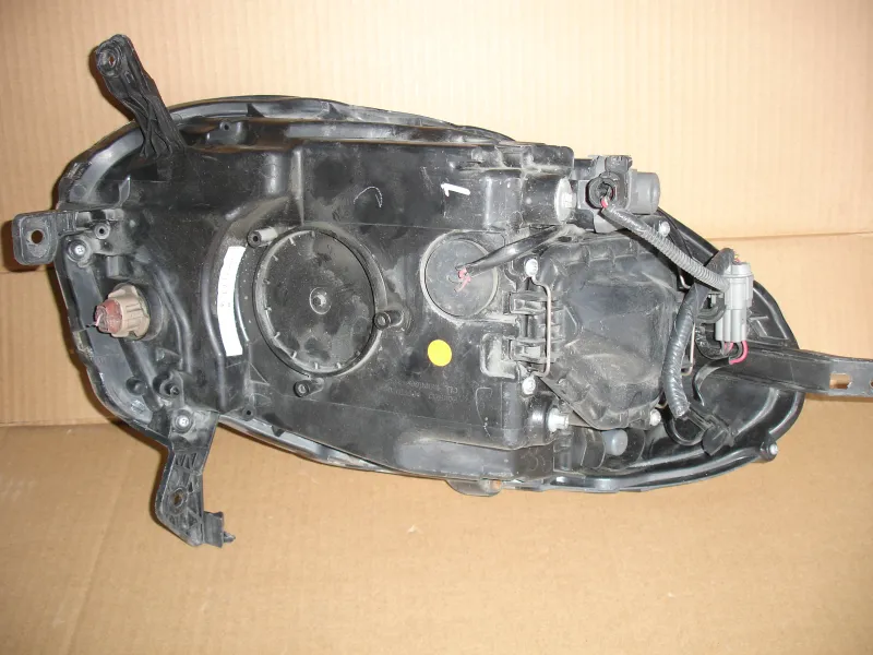 Фары оптика Nissan March AK12 Цена указана за одну