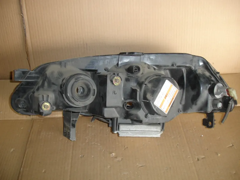 Фары оптика Honda Odyssey RA6 ксенон Цена указана за одну