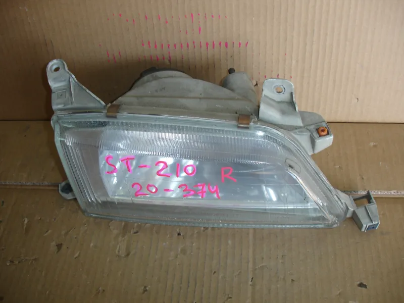 Фары оптика Toyota Corona Premio Цена указана за одну