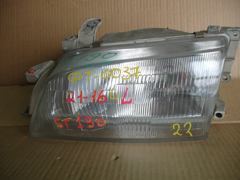 Фары оптика Toyota Corona L цена за одну