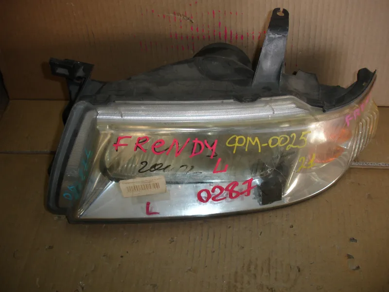 Фары оптика Mazda Bongo Friendee SGEW Цена указана за одну