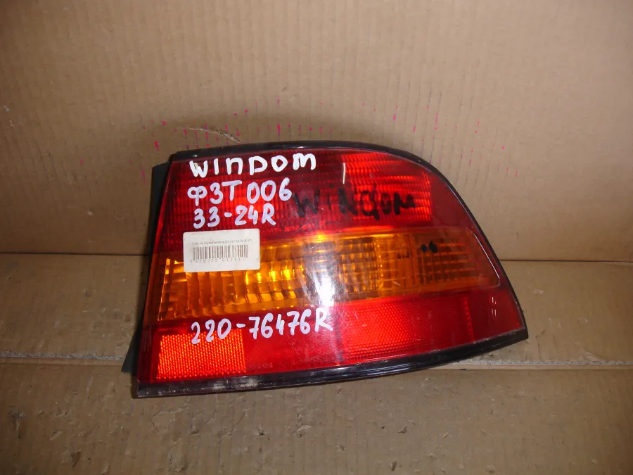 Фонарь стоп-сигнала Toyota Windom MCV20 цена за один