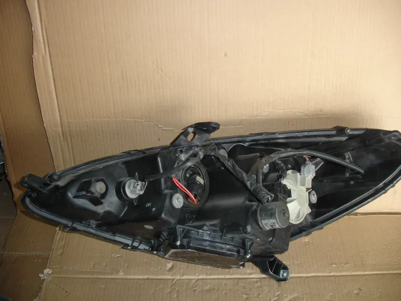 Фары оптика Toyota Windom MCV30 Цена указана за одну