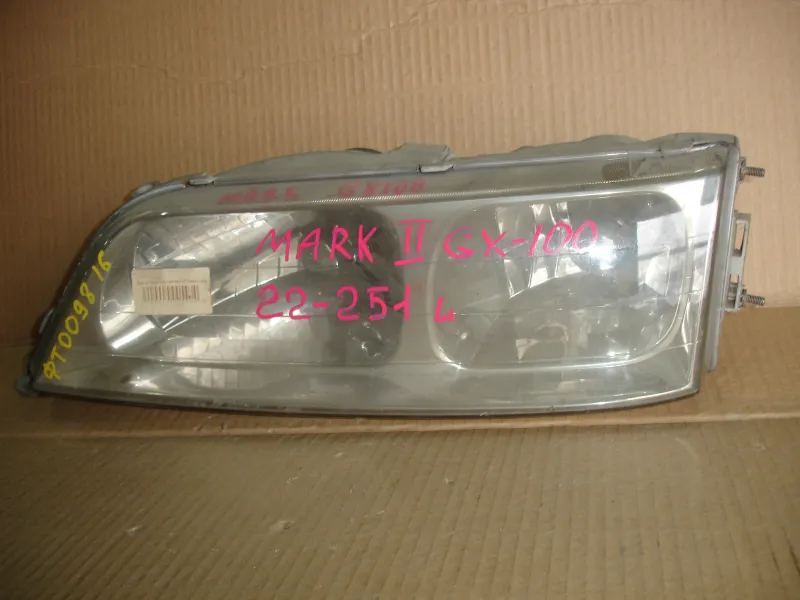 Фары оптика Toyota Mark II Цена указана за одну