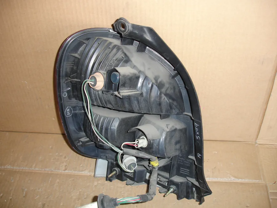 Фонарь стоп-сигнала Toyota Corolla Spacio AE111N цена за один