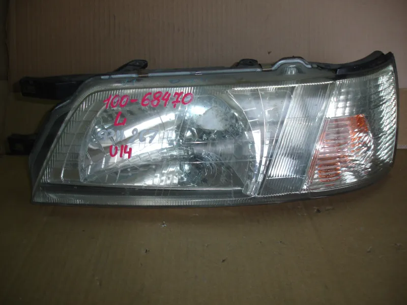 Фары оптика Nissan Bluebird EU14 Цена указана за одну