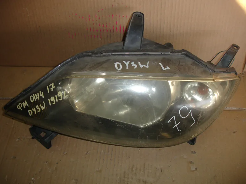 Фары оптика Mazda Demio DY3W Цена указана за одну