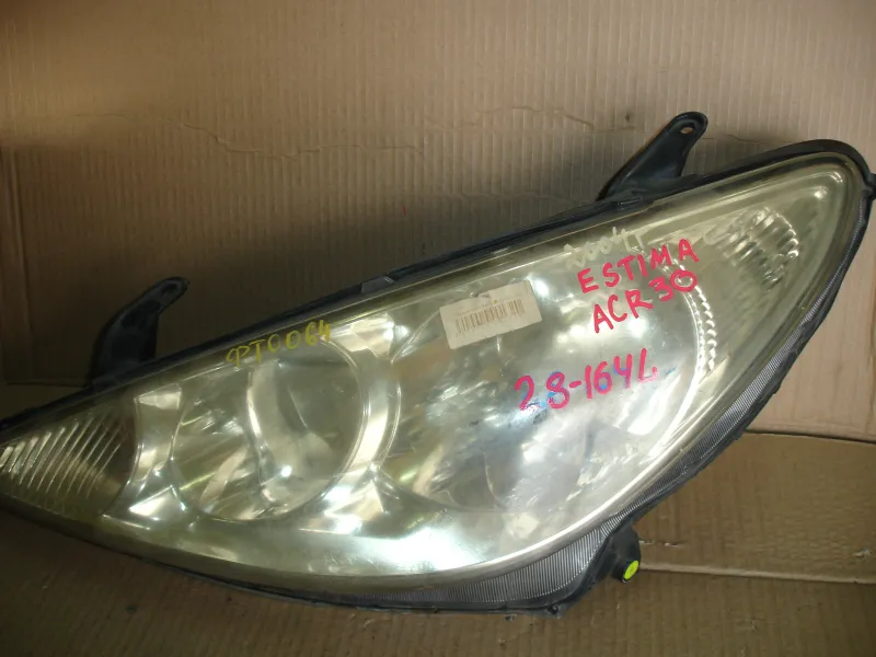 Фары оптика Toyota Estima ACR40W Цена указана за одну
