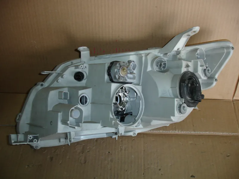 Фара Toyota Fielder ZRE142G Цена указана за одну