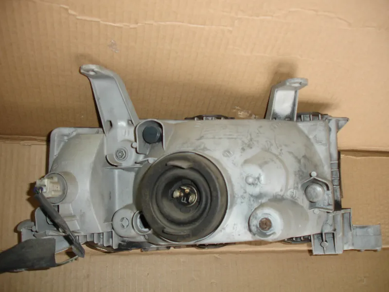 Фары оптика Toyota BB Цена указана за одну