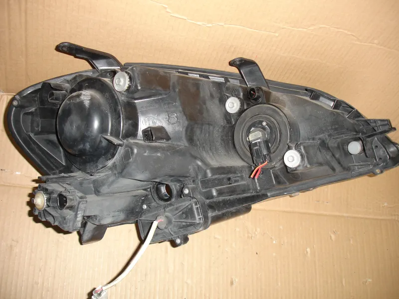 Фары оптика Toyota ксенон ACM21W Цена указана за одну