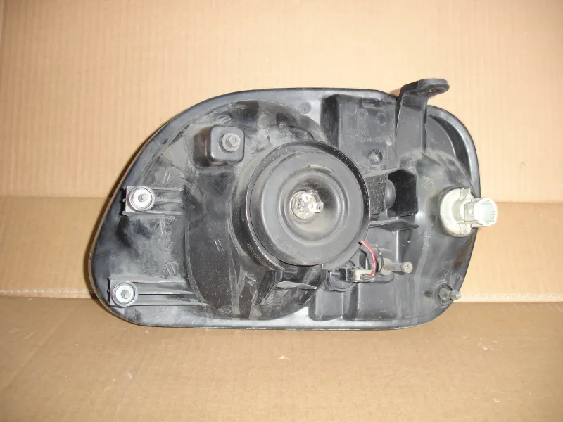 Фары оптика Nissan March AK11 Цена указана за одну