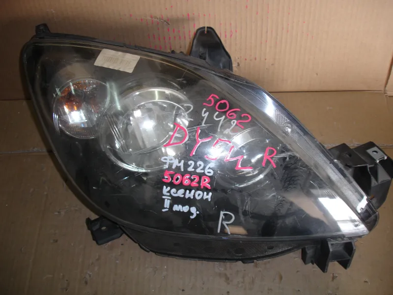 Фары оптика Mazda Demio DY3R Цена указана за одну
