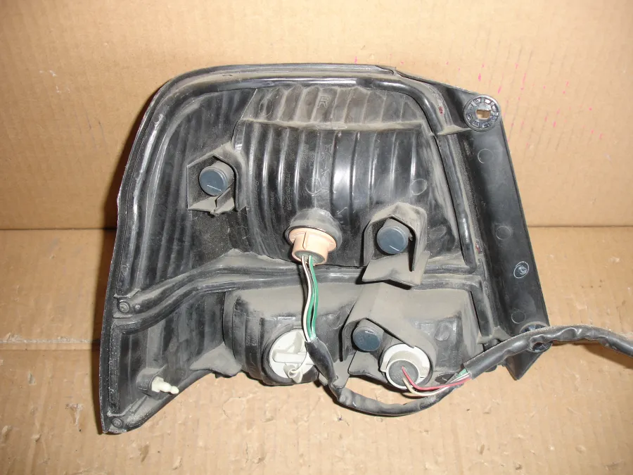 Фонарь стоп-сигнала Toyota Corsa EL51 цена за один