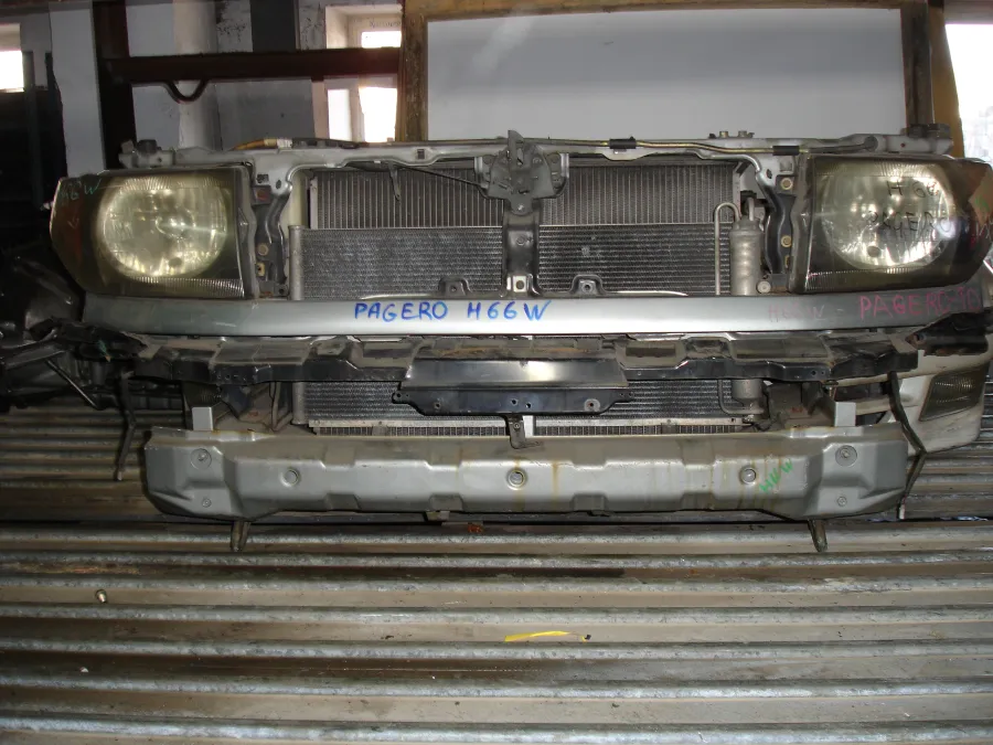 Ноускат Mitsubishi Pajero iO H66W, без бампера и без решетки радиатора