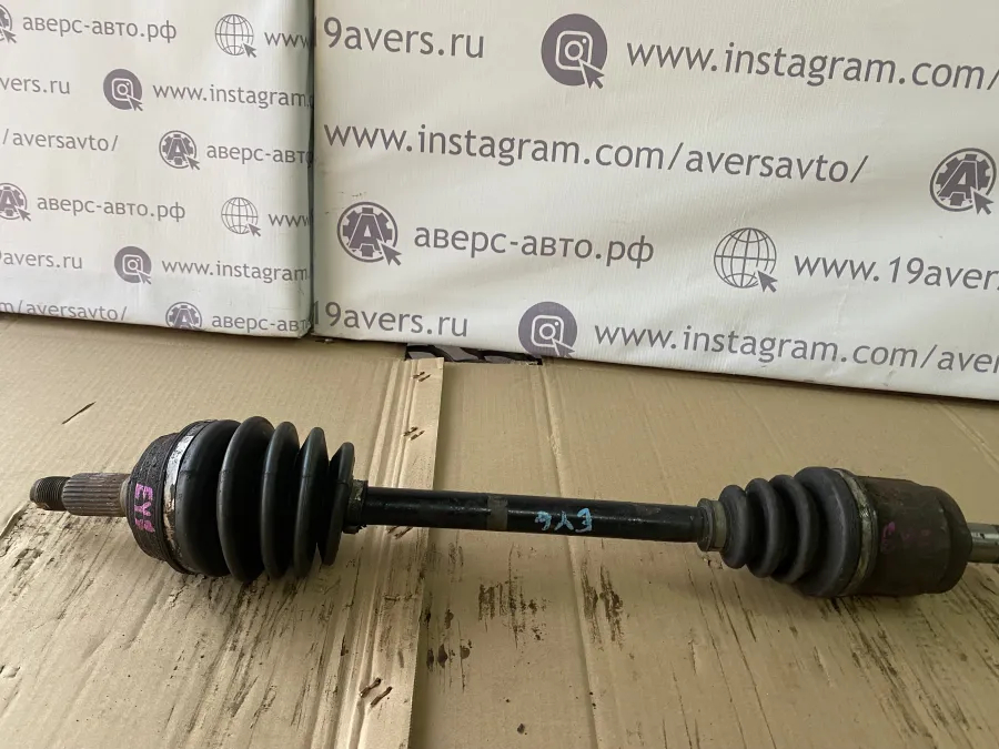 Привод передний правый в сборе Honda Partner EY6