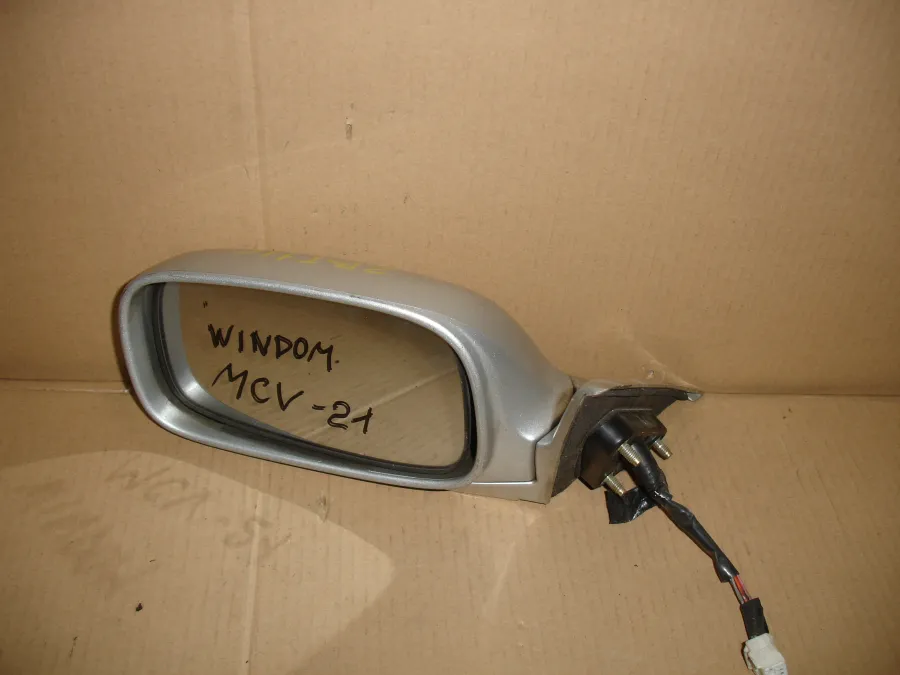Зеркало боковое левое Toyota Windom MCV21 серебро
