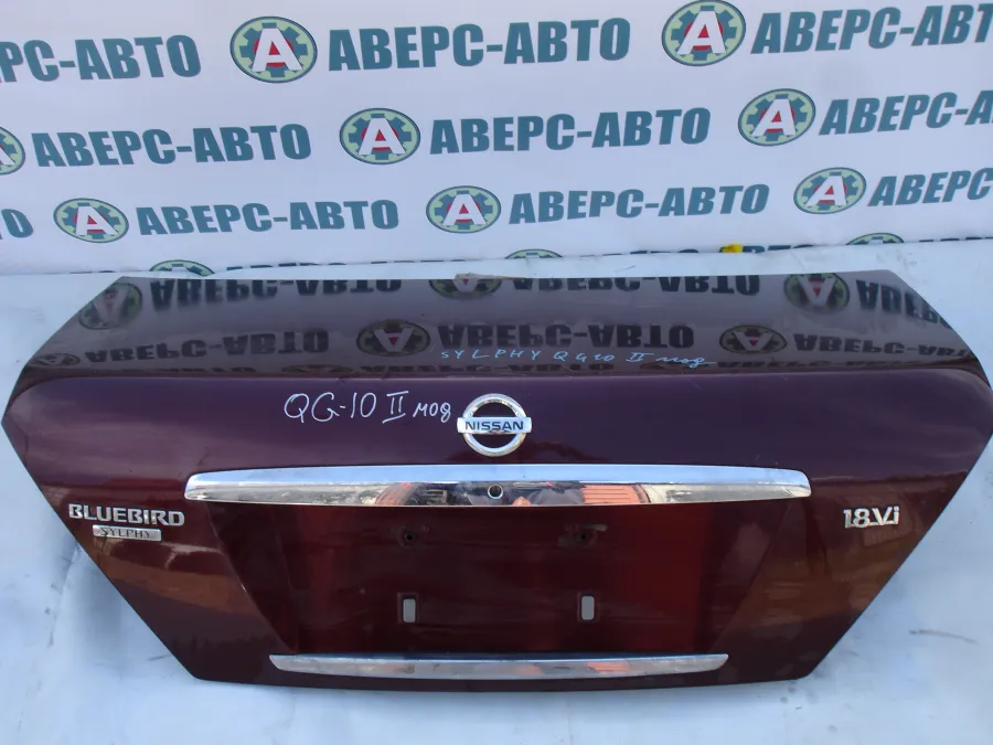 Крышка багажника Nissan Bluebird Sylphy TG10 бордовая