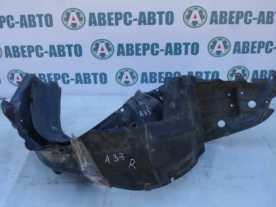 Подкрылок передний правый Nissan Cefiro PA33