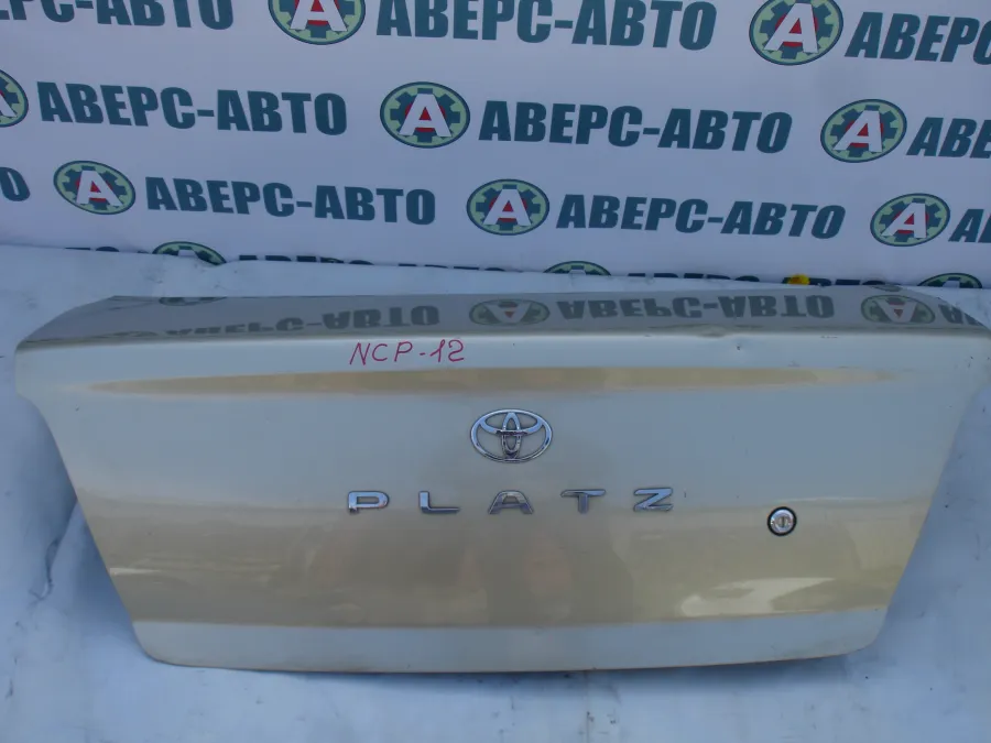 Крышка багажника Toyota Platz NCP12 перламутр