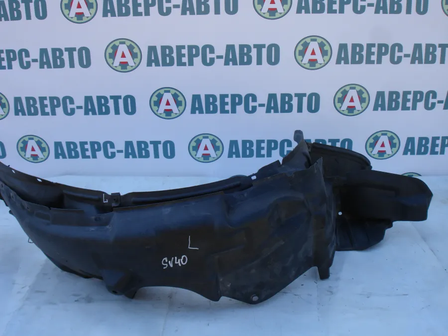 Подкрылок передний левый Toyota Camry SV40