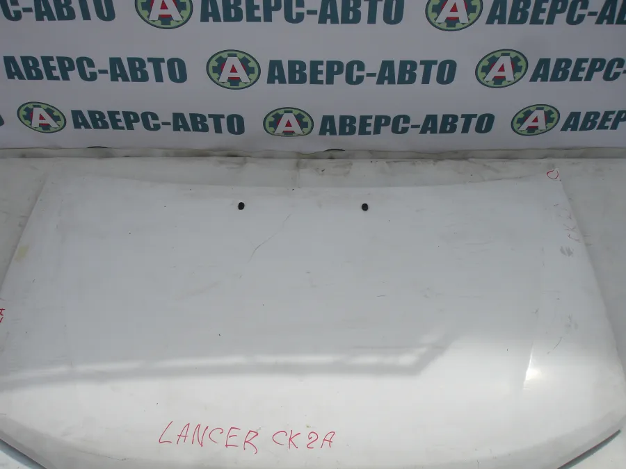 Капот Mitsubishi Lancer CK2A белый