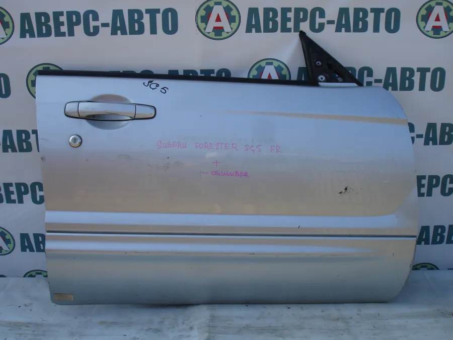 Дверь боковая правая передняя Subaru Forester SG5 серебро