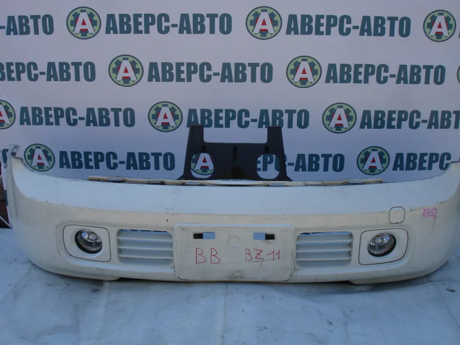Бампер передний Nissan Cube BZ11 белый с ПТФ