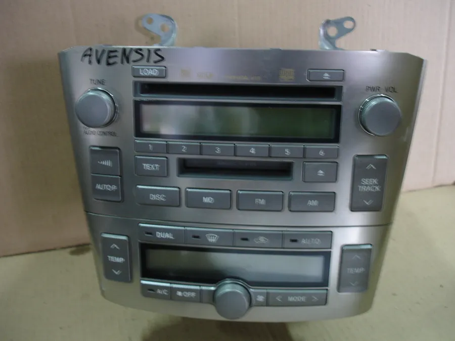 Блок управления климат-контролем Toyota Avensis AZT250