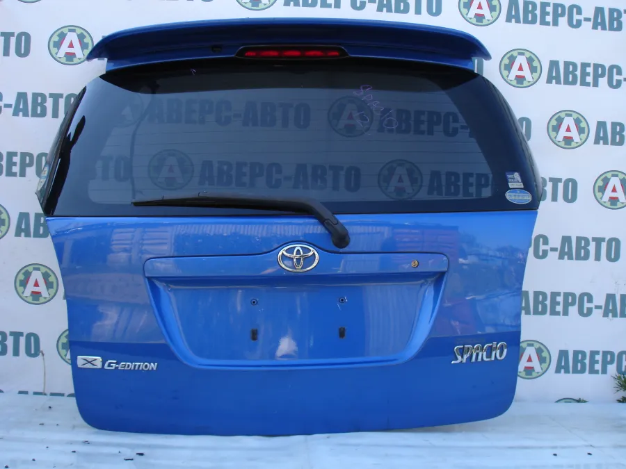Дверь багажника Toyota Corolla Spacio NZE121N синяя