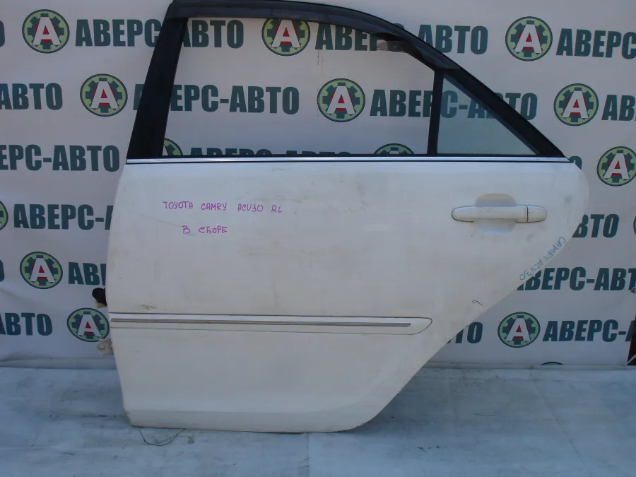 Дверь боковая левая задняя Toyota Camry ACV30 белая