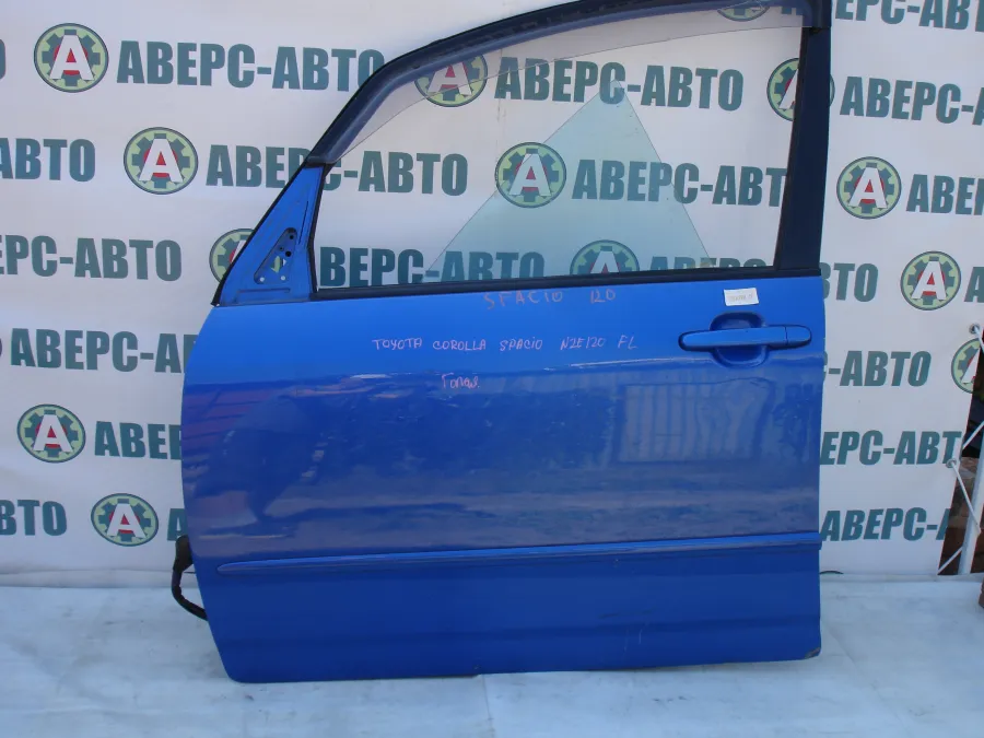 Дверь боковая левая передняя Toyota Corolla Spacio NZE121 синяя