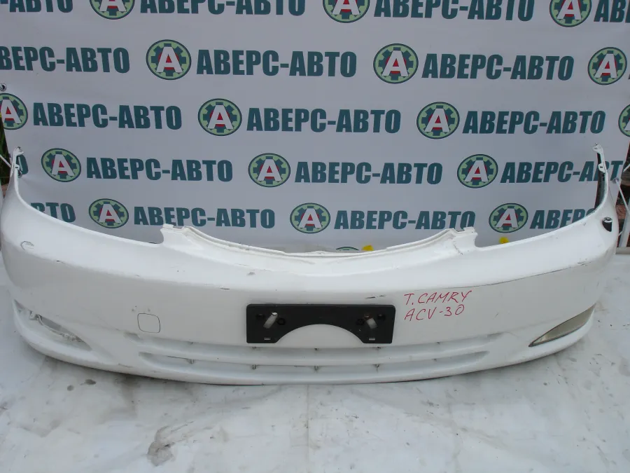 Бампер передний Toyota Camry ACV30 белый