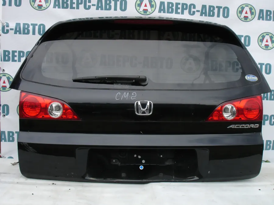 Дверь багажника Honda Accord Wagon CM2 черная