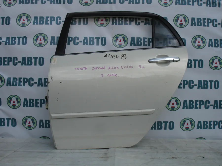Дверь боковая левая задняя Toyota Corolla NZE121 перламутр