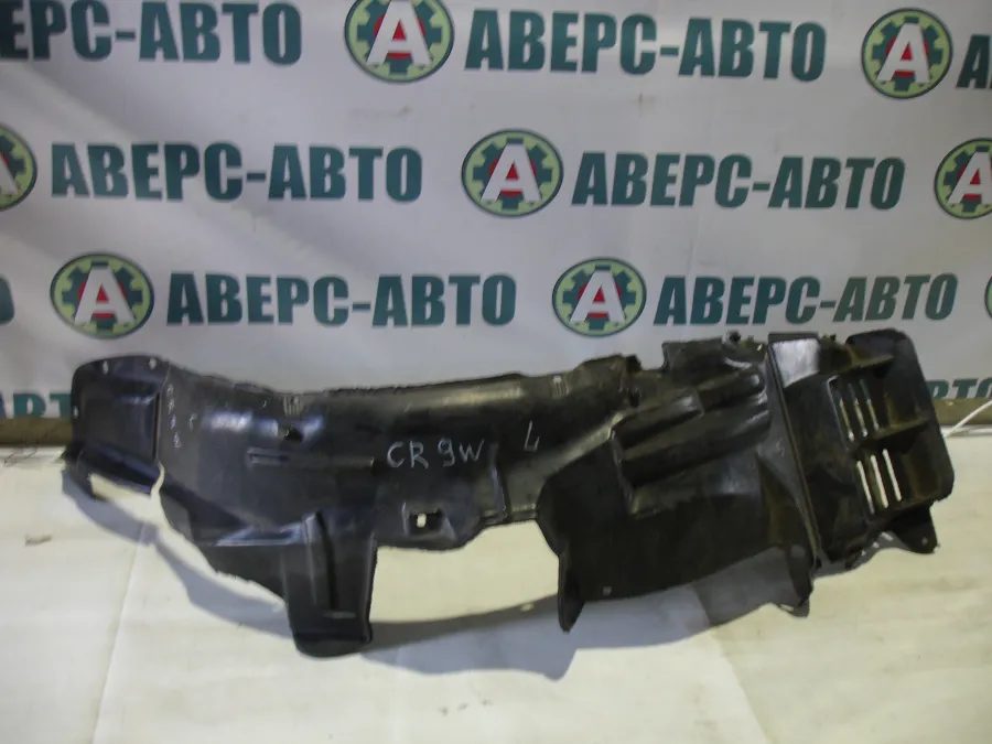 Подкрылок левый передний Mitsubishi Dion CR9W