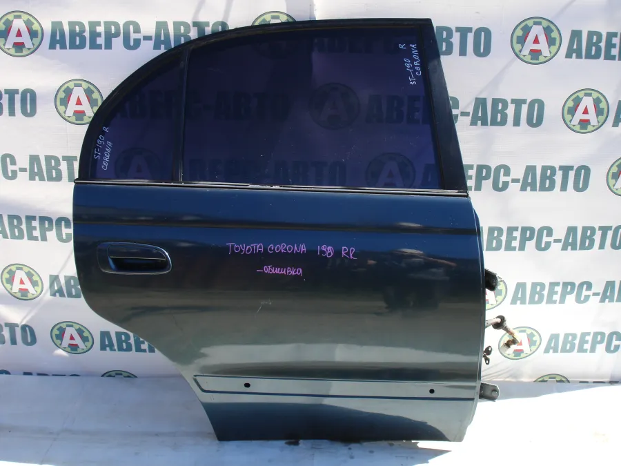 Дверь боковая правая задняя Toyota Corona ST190 черная