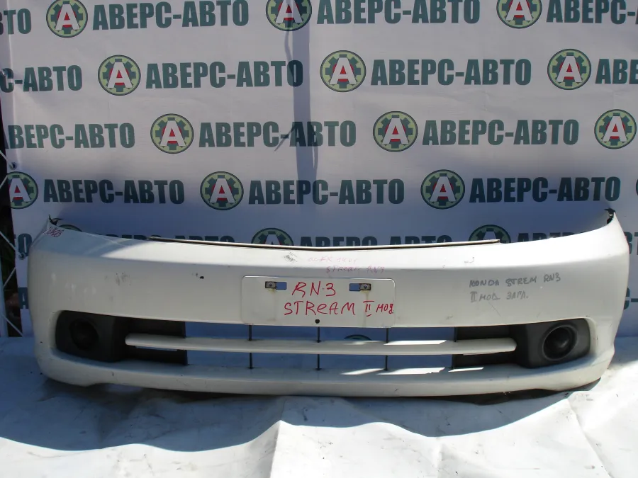 Бампер передний Honda Stream RN3 белый 2 модель