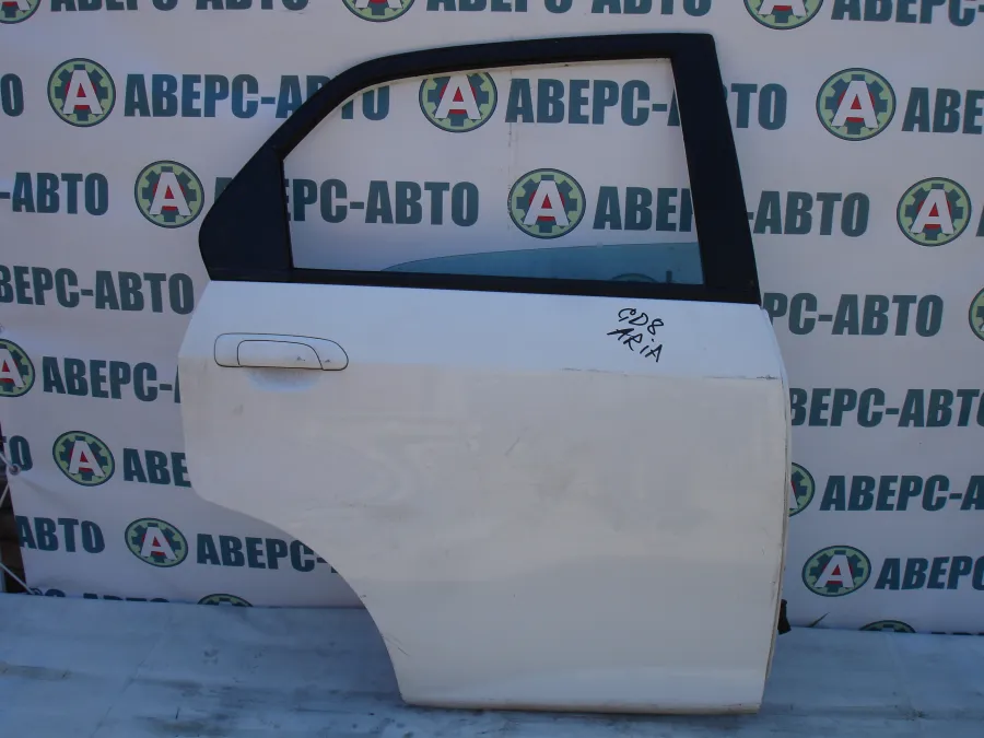 Дверь боковая правая задняя Honda FIT Aria GD8 белая