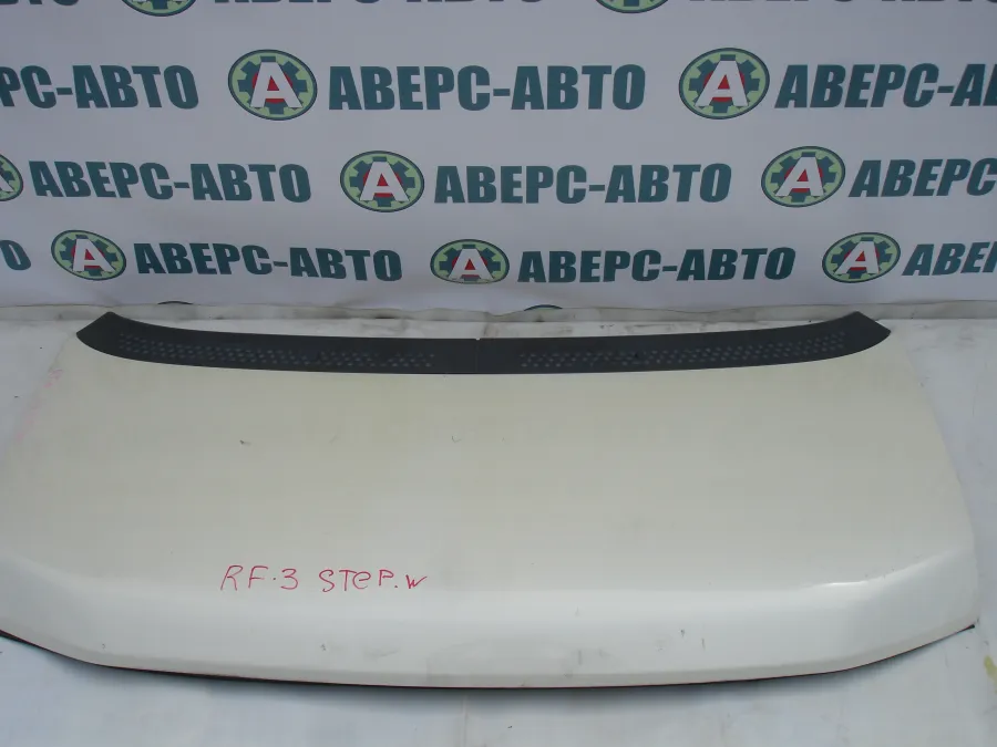 Капот Honda Stepwgn RF3 белый