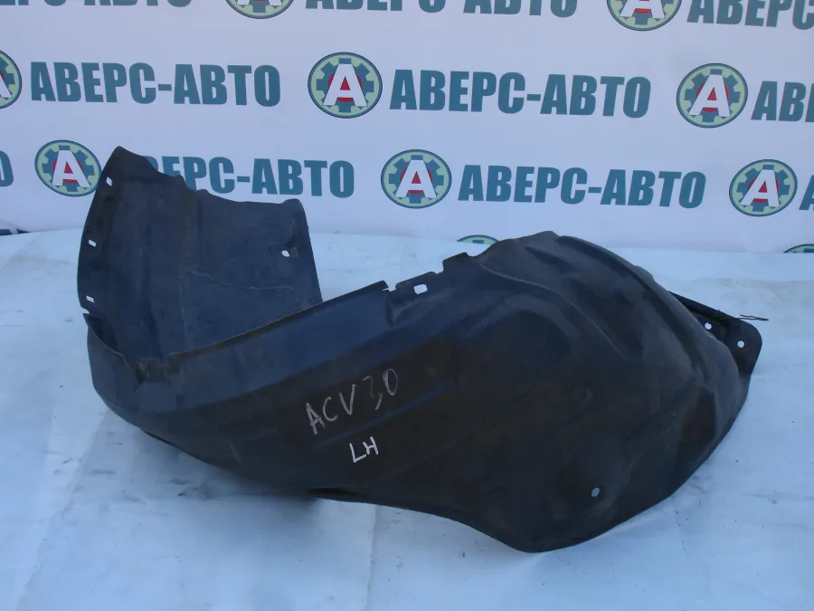 Подкрылок передний левый Toyota Camry ACV30