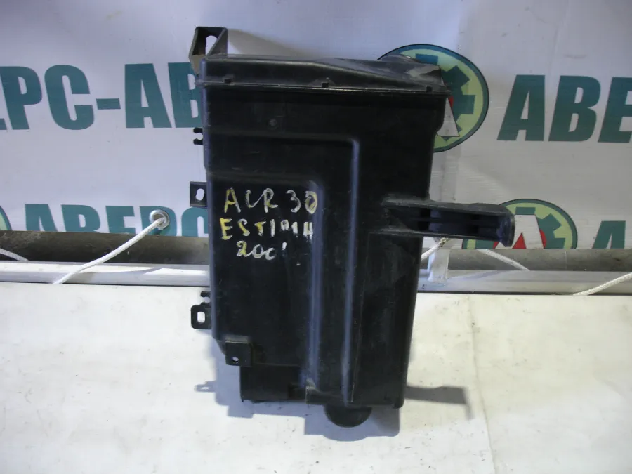 Бачок омывателя Toyota Estima ACR30W