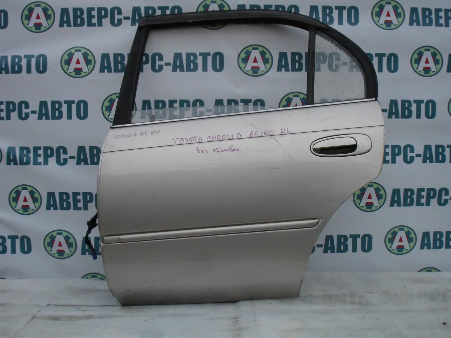 Дверь боковая левая задняя Toyota Corolla AE100 перламутр