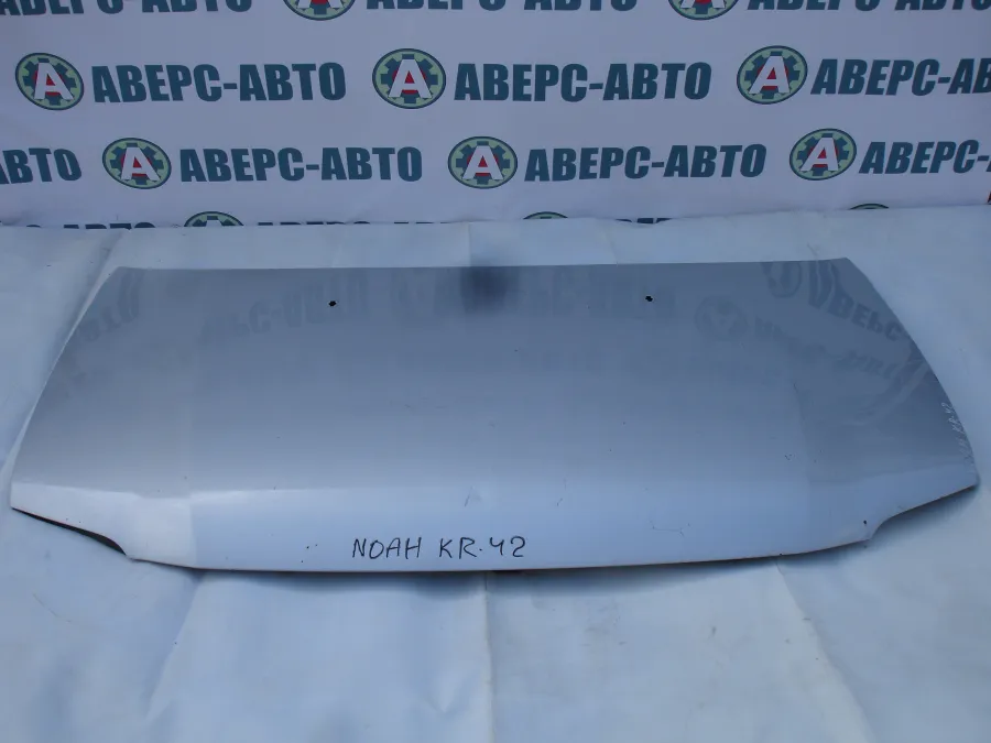 Капот Toyota Townace Noah CR42 Серебро