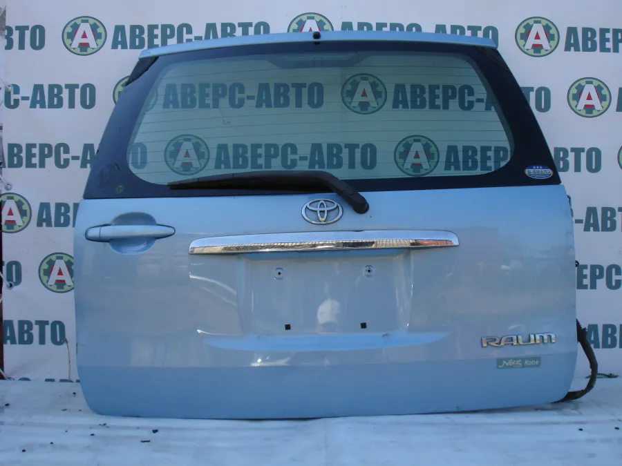 Дверь багажника Toyota Raum NCZ25 голубая