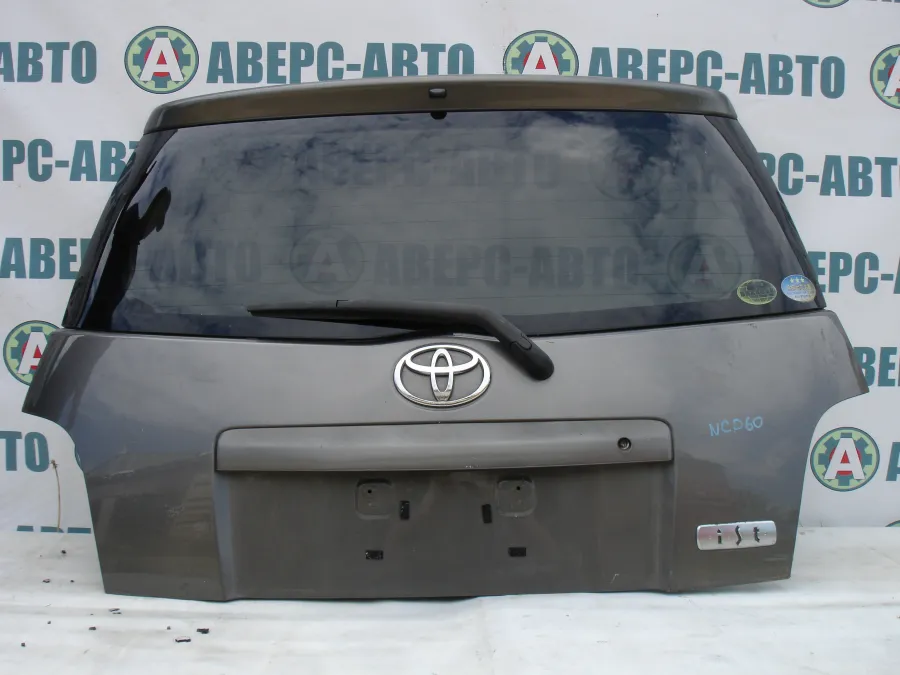 Дверь багажника Toyota IST NCP60 серый металлик