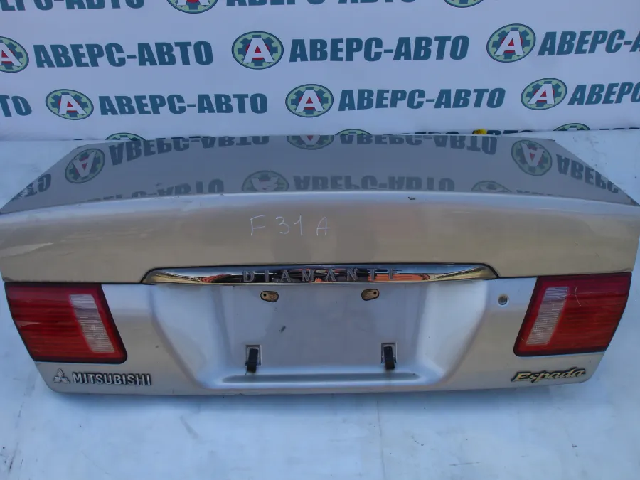 Крышка багажника Mitsubishi Diamante F31A серебро
