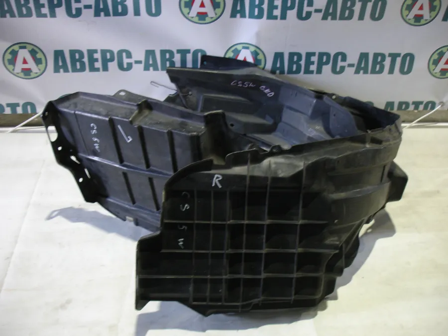Подкрылок левый/правый Mitsubishi Lancer CS5A
